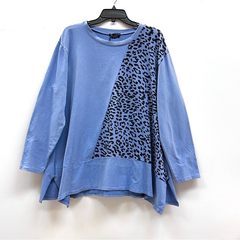 Bella Amore Italian made Blue Animal Print cotton Top